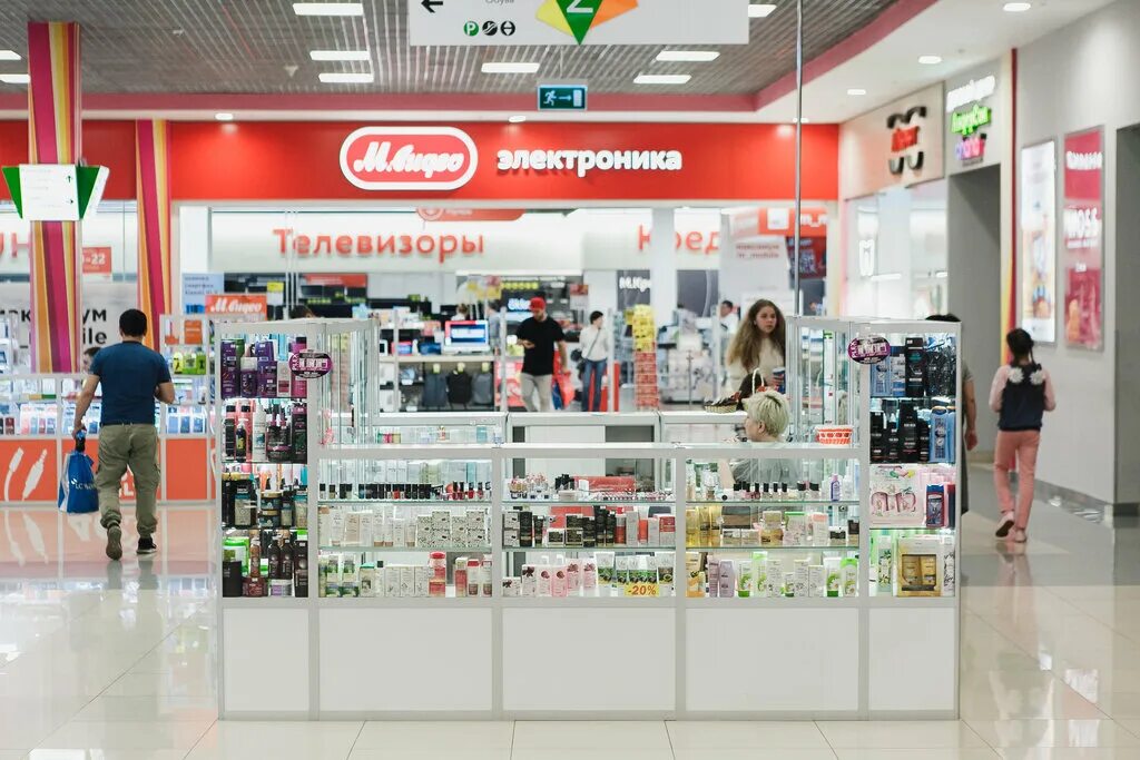 Боулинг клуб бибабо в москве. Вип зона боулинг звездный. Боулинг московский тц новомосковский. Боулинг в новомосковском тц новомосковский. Out hall ростов-на-дону боулинг.