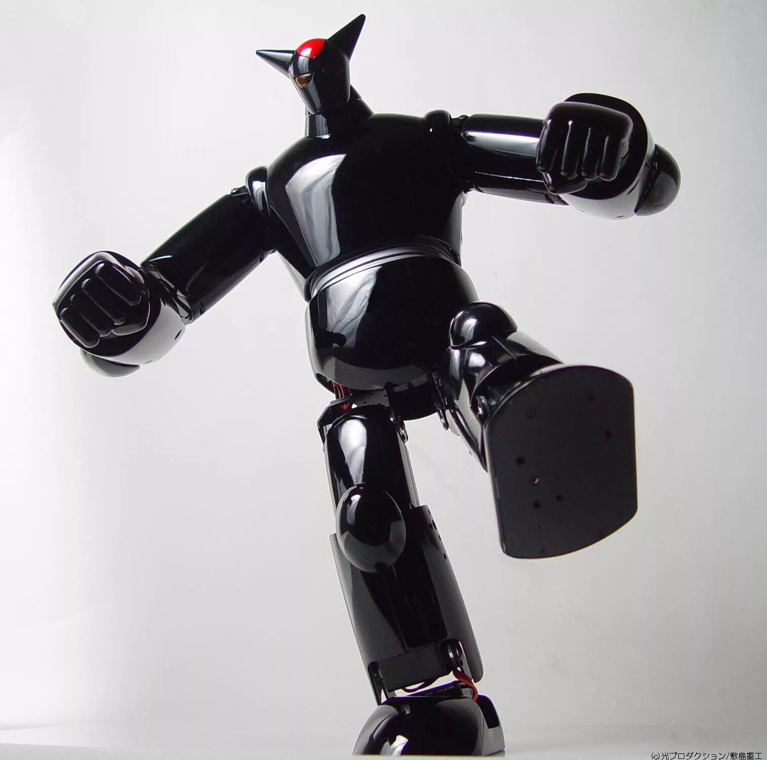 Черный робот. Робот черного цвета. Колесный черный робот. Игра про черного робота.