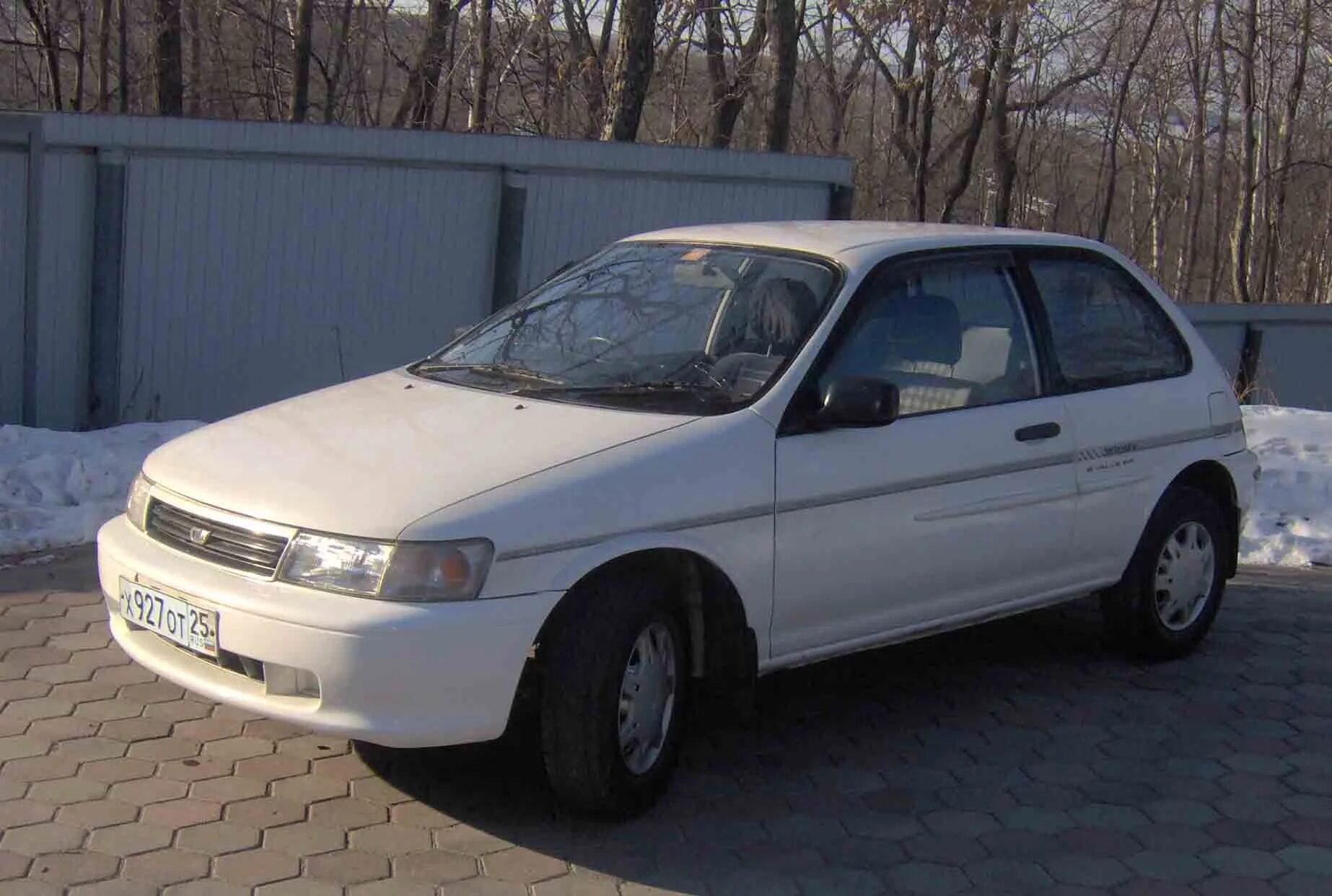 Королла 2 поколение. Тойота Королла 2. Toyota Corolla II, 1992. Тойота Королла 2 хэтчбек. Toyota Corolla хэтчбек 1992.