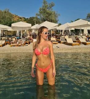 Lidija bacic фото в купальнике