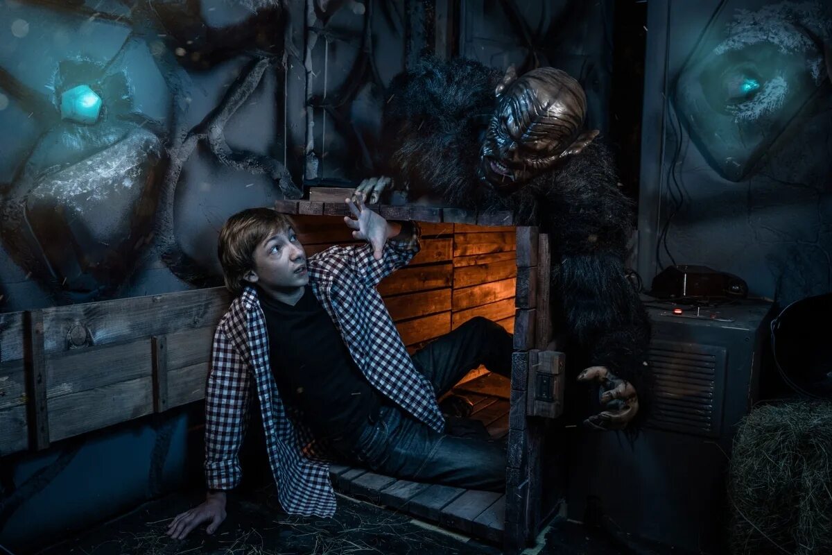 квест история ужаса. проклятие аннабель квест екб. квест история ужаса. тематический квест. пила фантасмиа новосибирск.