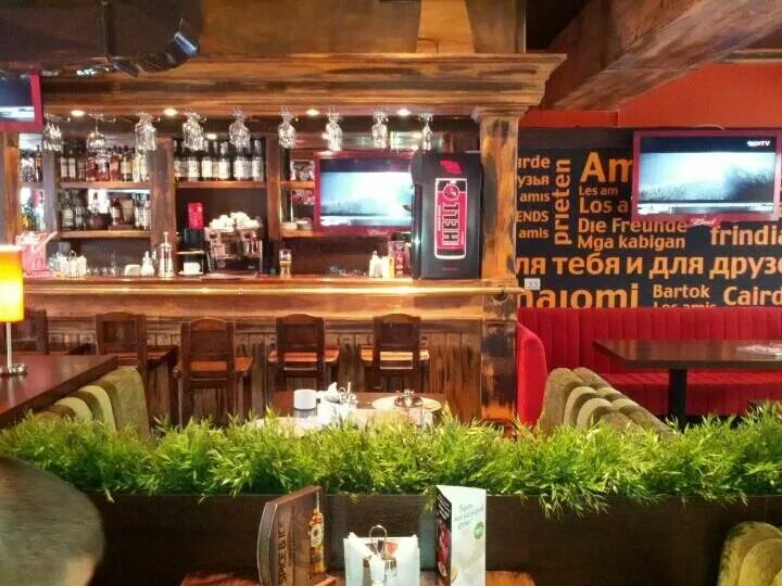 Новосибирск маверик маверик бар. Красная площадь новосибирск клуб. Новосибирск гриль бары. Новосибирск гриль бары. Шашлыкофф новосибирск красный проспект 200.