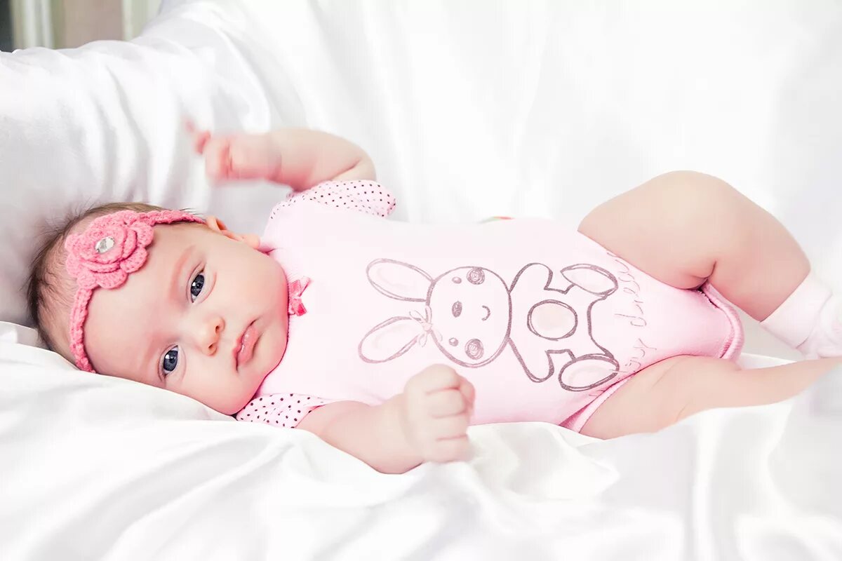 Новорожденный ребенок. Фото младенца. Как раз новорожденные девочки. Младенец девочка. Новорождённая девочка.