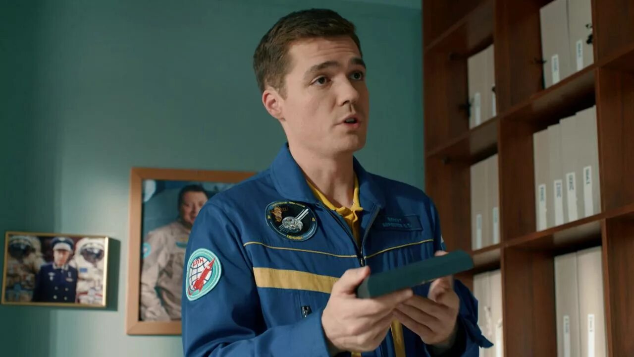 Команда б программа. Команда б (сериал 2017). команда б сериал 2017–2018. команда б сериал 1 сезон. команда б сериал стс.