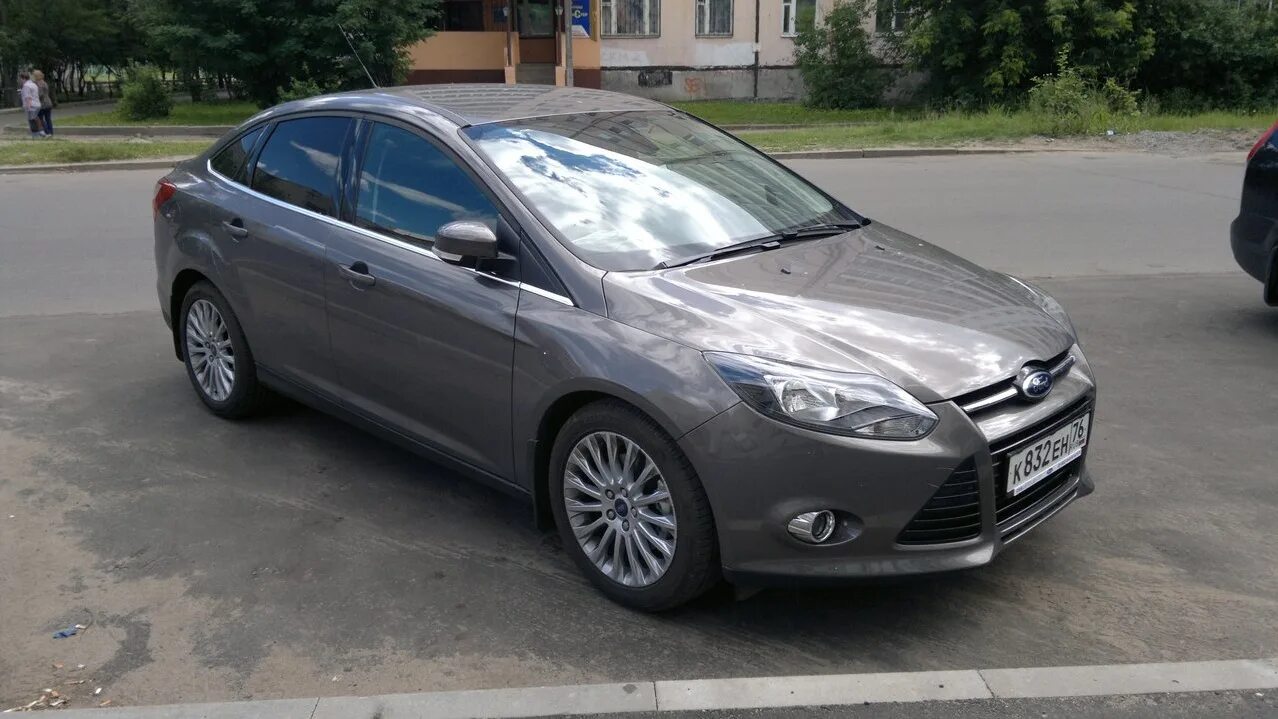 Ford focus 3 седан серый. Ford focus 3 серый. Фокус 3 серый. Ford focus 3 седан серый 2012. 6 125 л.
