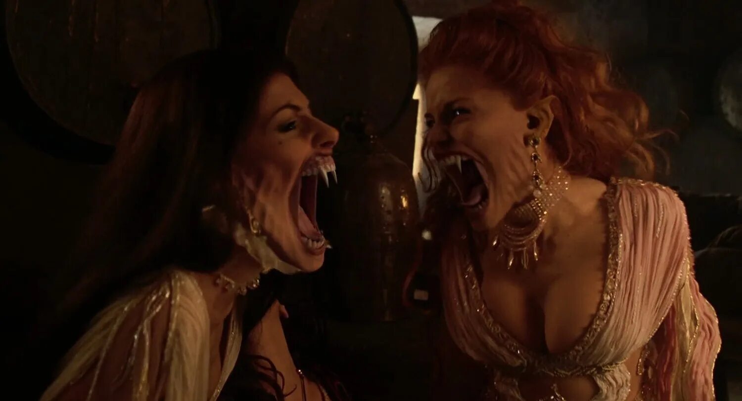 ван хельсинг 2004 невесты дракулы. джози маран ван хельсинг. ван хельсинг вампирши. вампирш хельсинг. ван хельсинг фильм 2004 невесты дракулы.