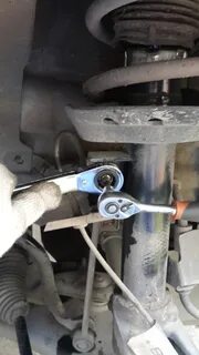 Не откручивается стойка стабилизатора