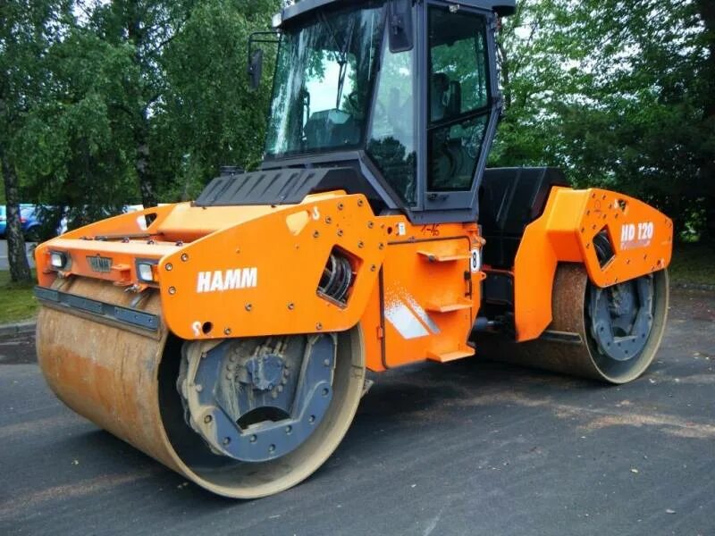 Аренда асфальтовых катков. Грунтовый каток hamm. Bomag bw 161 ad-4. Виброкаток hitachi  dynapac cc135c. Каток бомаг 161.