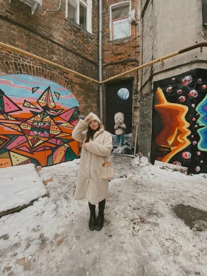 Волготанкер самара свадьба. Красивые локации для фотосессий. Места для фотосессий в самаре. Дворики самары для фотосессии. Локации для фотосессий казань.