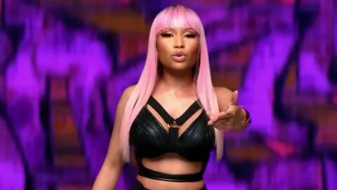 Grande nicki minaj