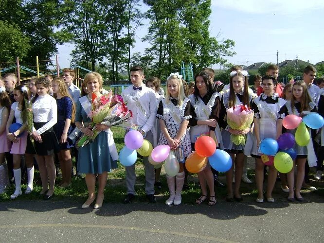 Погода старые дороги на 10 дней. Гимназия 1 старые дороги. Фото сш2 Ельня Смоленская область. Средняя школа №3 старые дороги. Гоу СШ 2 старые дороги.