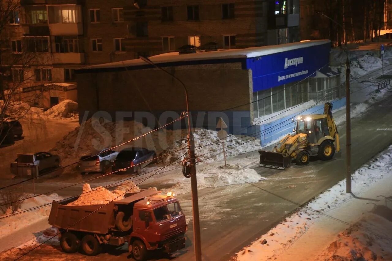 Серов детка новости сегодня. Фото с пожара Автодор Новосибирск.