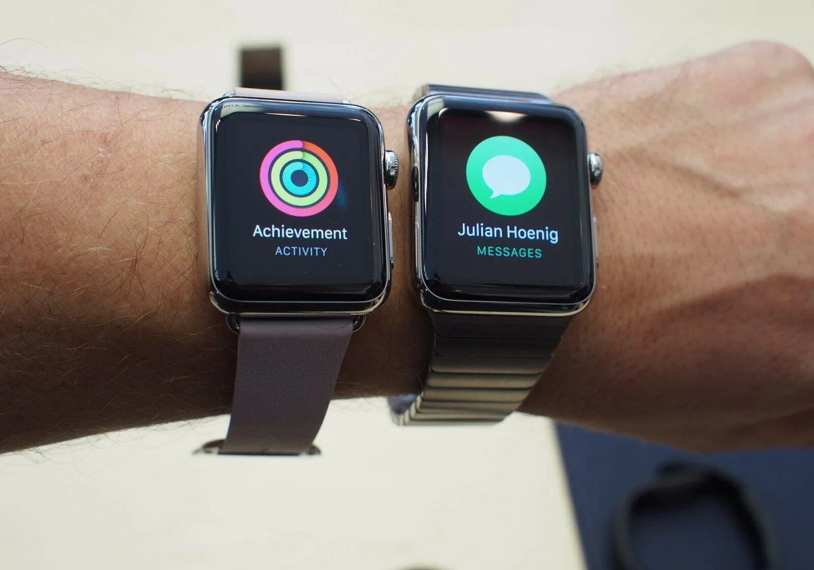 Чем отличаются apple watch 9. Эпл вотч 45мм. Apple watch 38. Apple watch 1 38 и 42mm. Эпл вотч разница 38 мм и 42 мм.