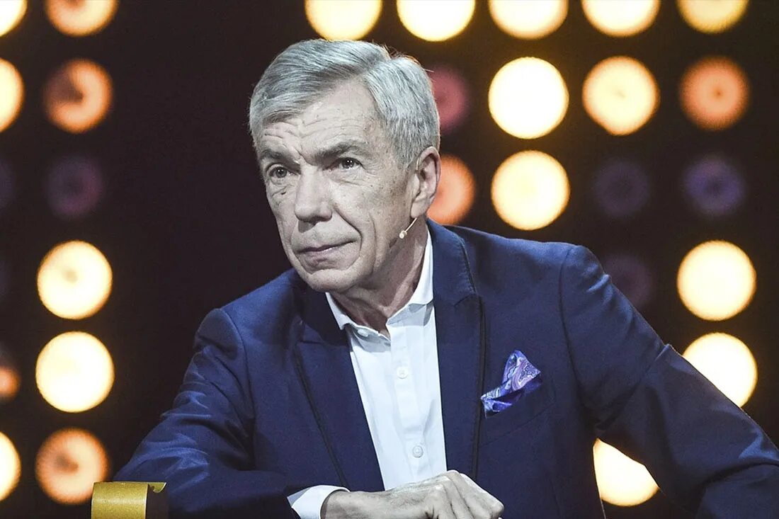 Сколько лет николаеву который вел утреннюю почту. Юрий николаев 2020. Юрий николаев 2000. Юрий николаев сейчас 2022. Юрий николаев телеведущий.