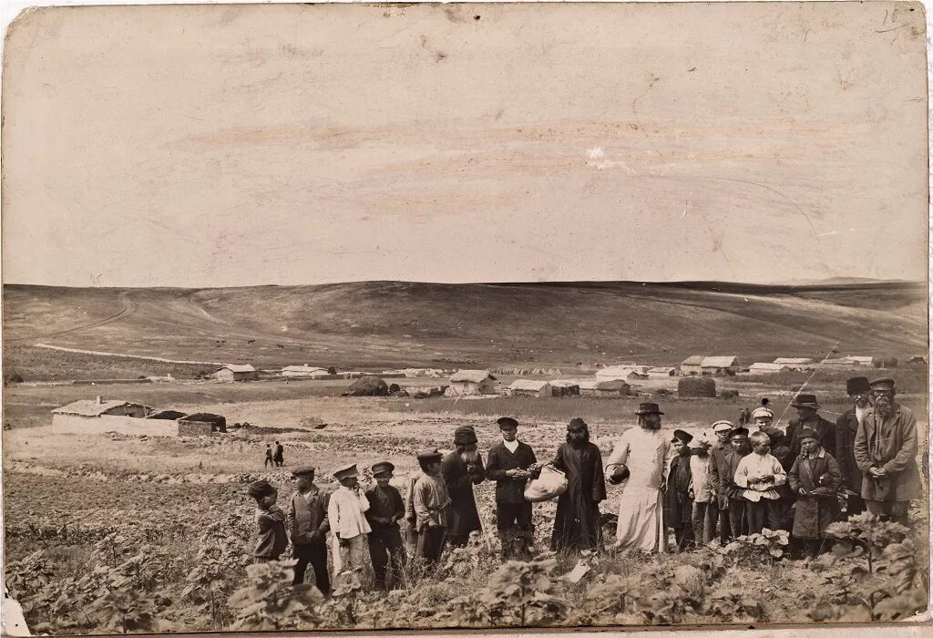 Переселение на дальний восток столыпин. 1907 Переселенцы Сибирь. Переселенцы 19 века. Переселенцы Пермский край 1950. Переселенцы в Амурскую область в 19 веке.