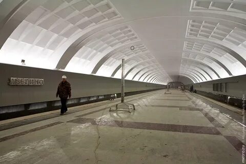 Время метро строгино