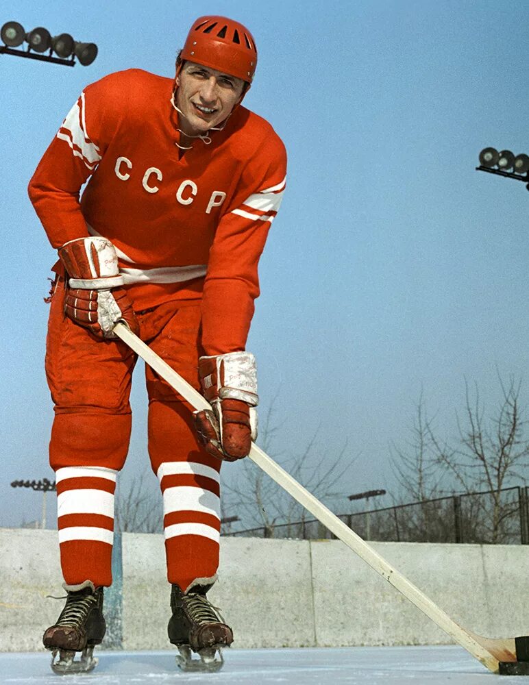 On January 2, 1947, Alexander Yakushev was born. Legendary Soviet hockey player