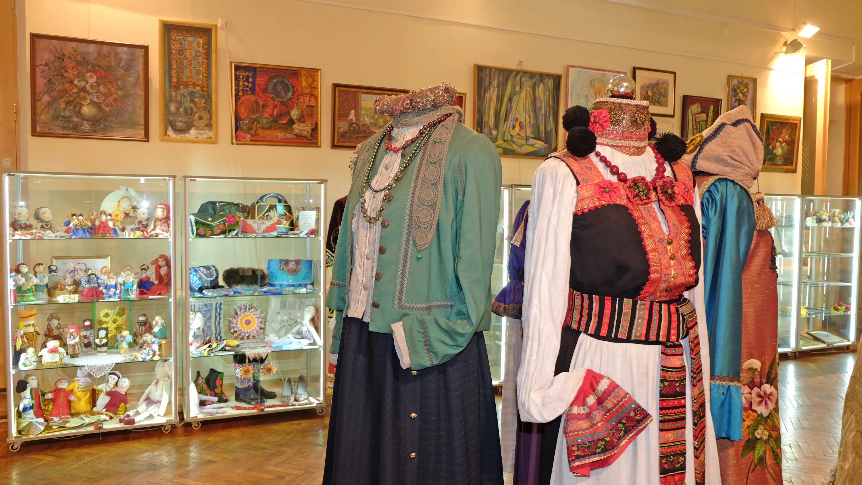 казачье подворье ставропольский край. нац костюм ставропольский край. фото фольклор ногайский. национальный костюм ставропольского края. ансамбль казачий пикет ставрополь.