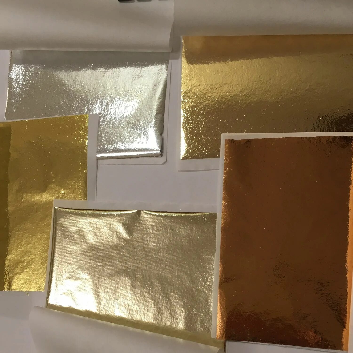 Жидкая поталь “bronzi liquidi ferrario”. Поталь краска серебро. Жидкая поталь леонардо. Поталь золотая жидкая. Поталь краска.