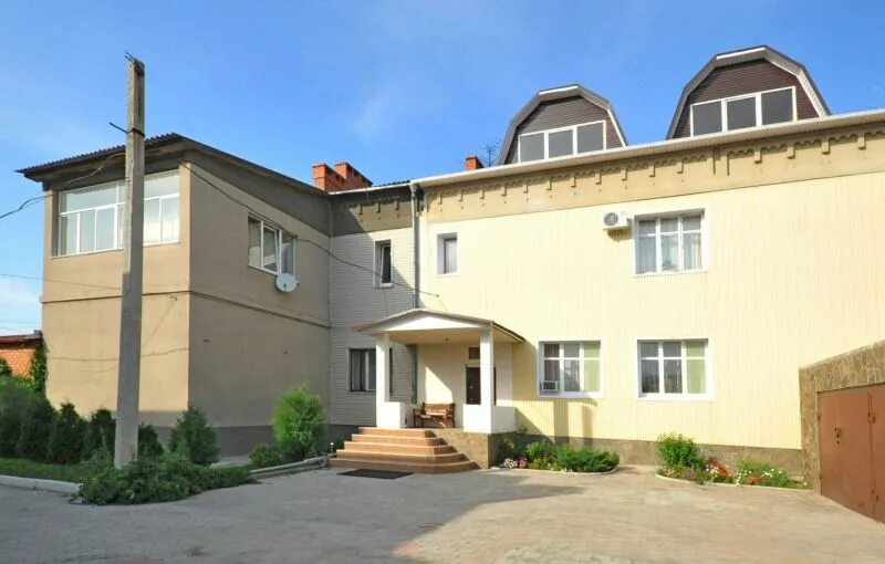 гостиницы волгоград краснооктябрьский. гостиница волгоград краснооктябрьский район. отель империя волгоград. спорт отель волгоград. гостиница апельсин волгоград.