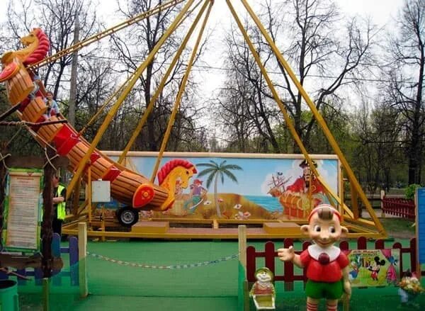 Мелеуз парк аттракционов. Аттракционы октябрьский. Центральный парк туймазы. Аттракционы октябрьский. Аттракционы октябрьский.