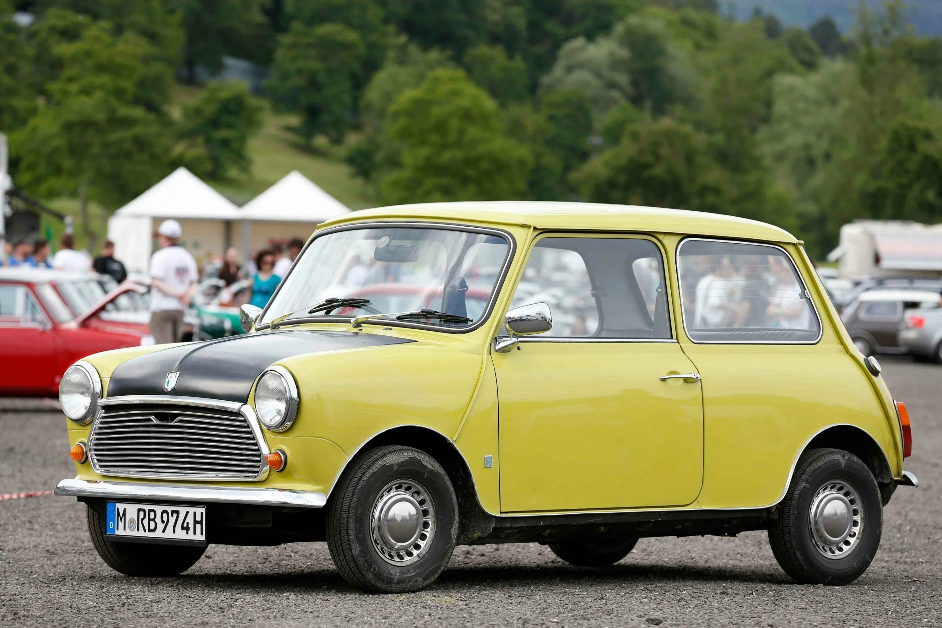 Mini Cooper Mr Bean. Мини Купер мистера Бина. Машина мистера Бина мини Купер. Миникупер Митсера Бина.