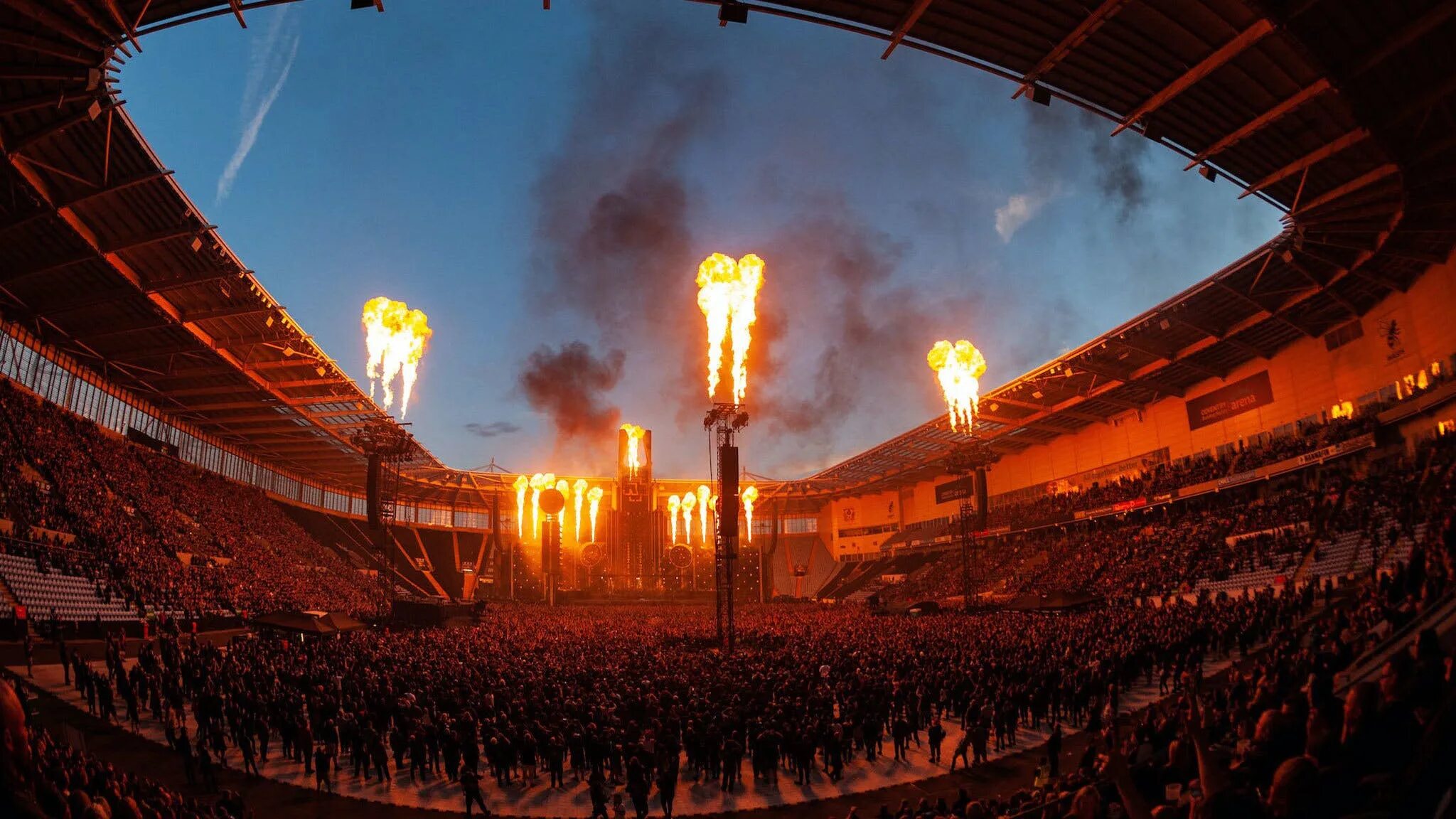 Rammstein Europe Stadium Tour 2022. Тоур Раммштайн 2019. Rammstein Stadium Tour. Арена рамштайн.