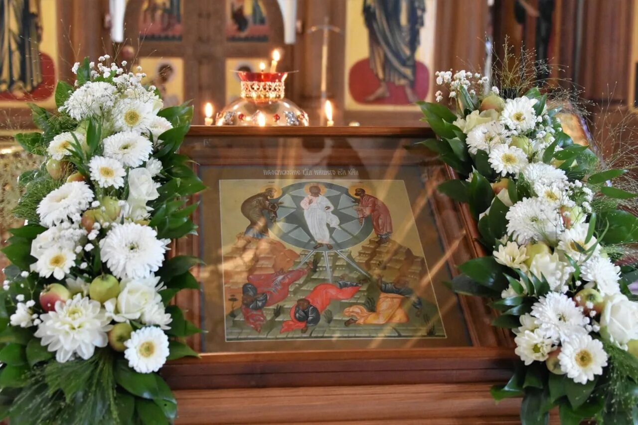 С праздником ожга. Преображение господне — католицизм. Отдание праздника преображения господня открытки. Преображение господне 2024. Преображение господне 2024.