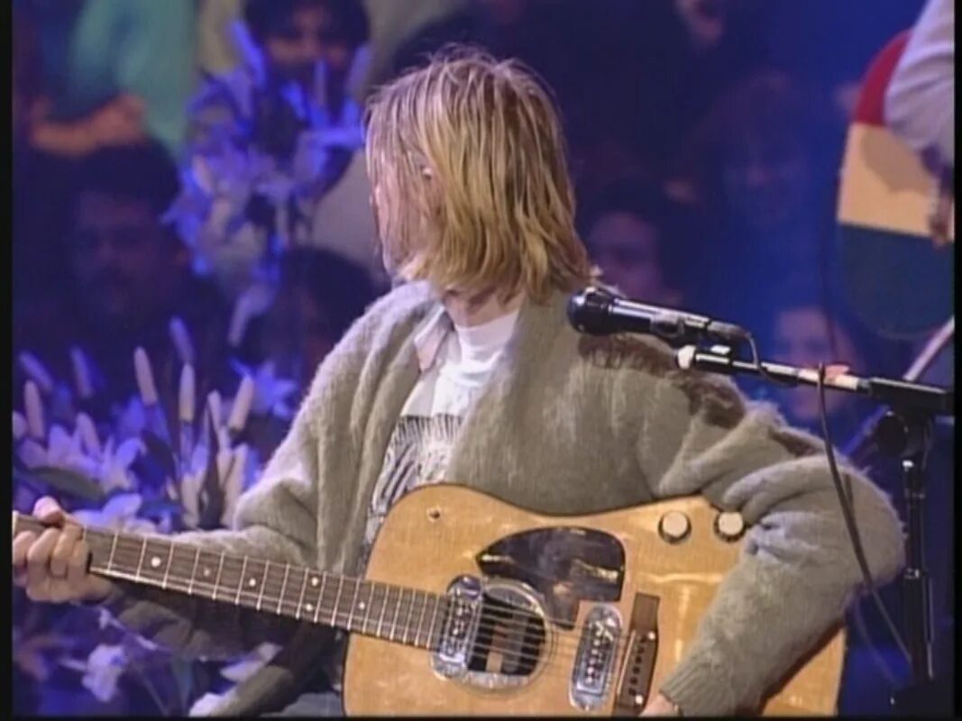 Nirvana mtv unplugged. Нирвана МТВ концерт Unplugged. Курт Кобейн Unplugged. Курт Кобейн МТВ концерт. Nirvana акустический концерт.