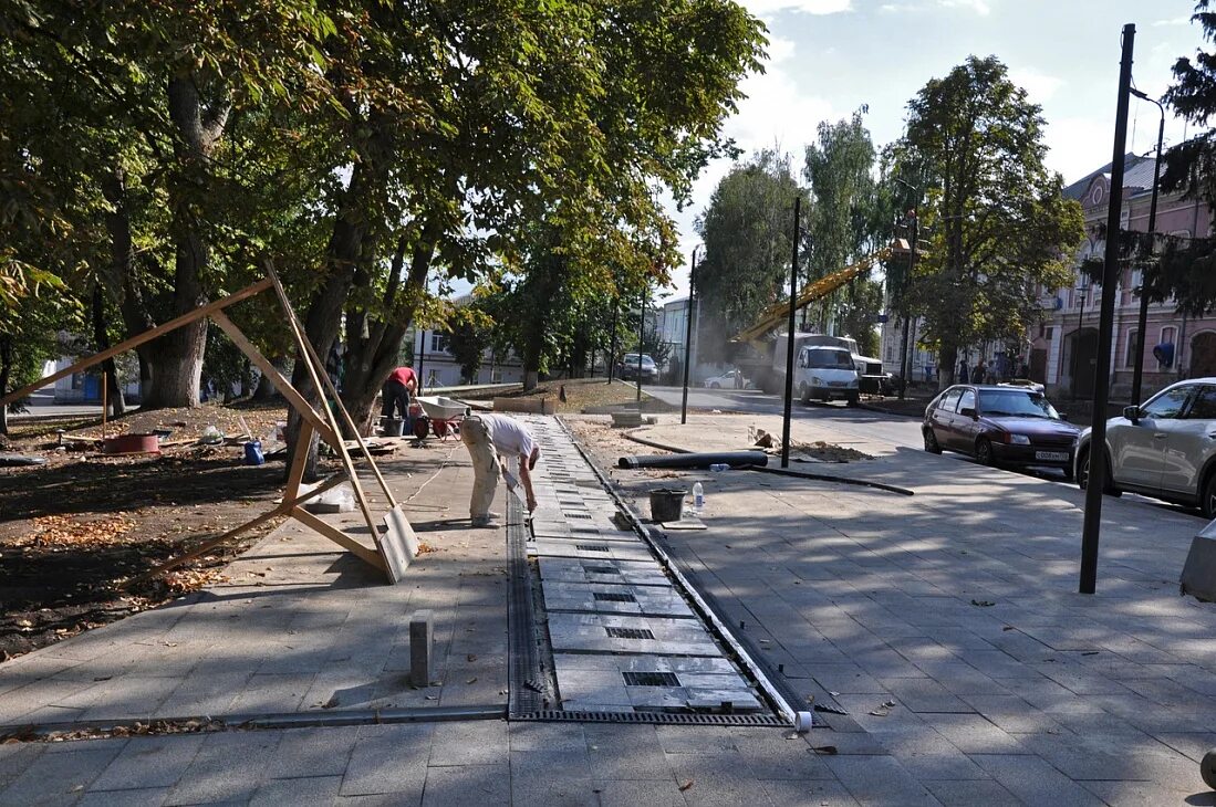 В рыльске завтра. Рыльск реконструкция Базарной площади. Базарная площадь Рыльск. Город Рыльск Базарная площадь. Площадь Рыльска Курской области.