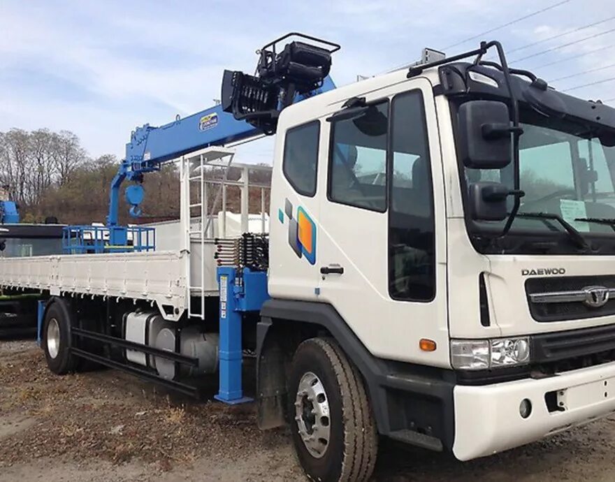 Борт 10 тонн. Манипулятор 10 тонн - daewoo novus. daewoo novus воровайка. дэу новус манипулятор 10 тонн. манипулятор дэу новус 12 т.