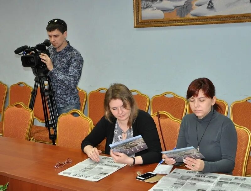 Махневский депутатский вестник. Депутатский вестник г белый. Вестник дона. Селезнев депутат мурманской. Депутатский вестник г белый.