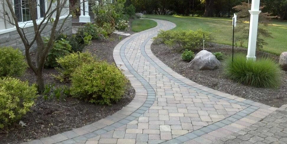 Инсайт аутсайд. Дорожки и пулы. End of driveway Landscaping ideas.