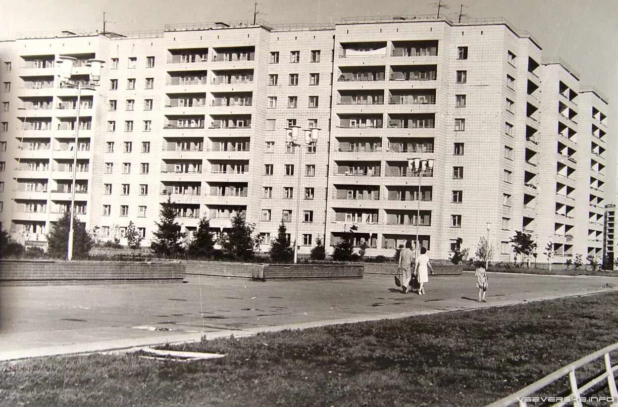 коммуны 90. северск 1970. коммуны пороховые. поселок парижской коммуны. коммуны 90.