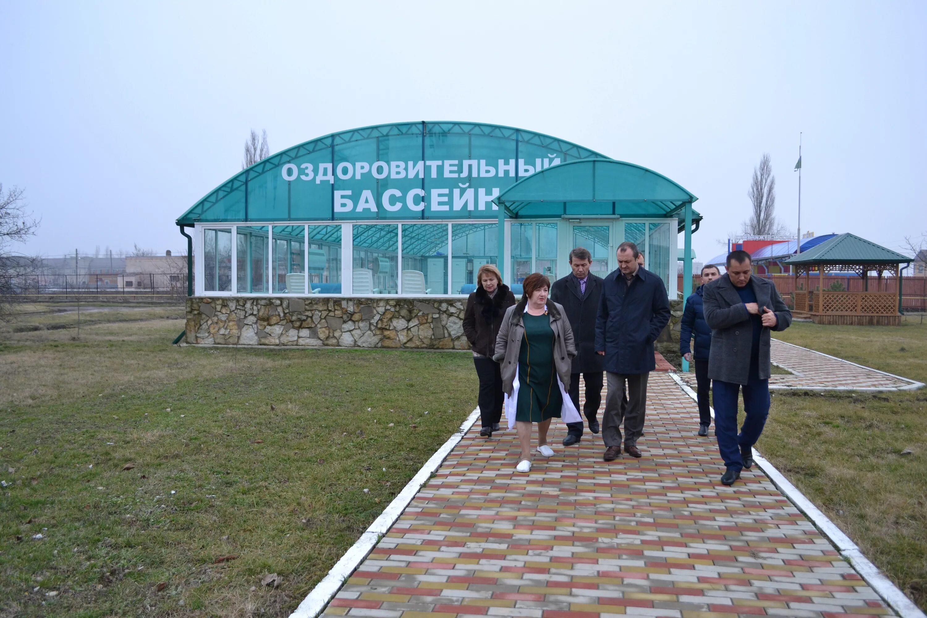 Славянск водолечебница. Славянск на Кубани водолечебница недвижимость. Ростовская водолечебница рынзюба. Водолечебница Славянск-на-Кубани телефон.