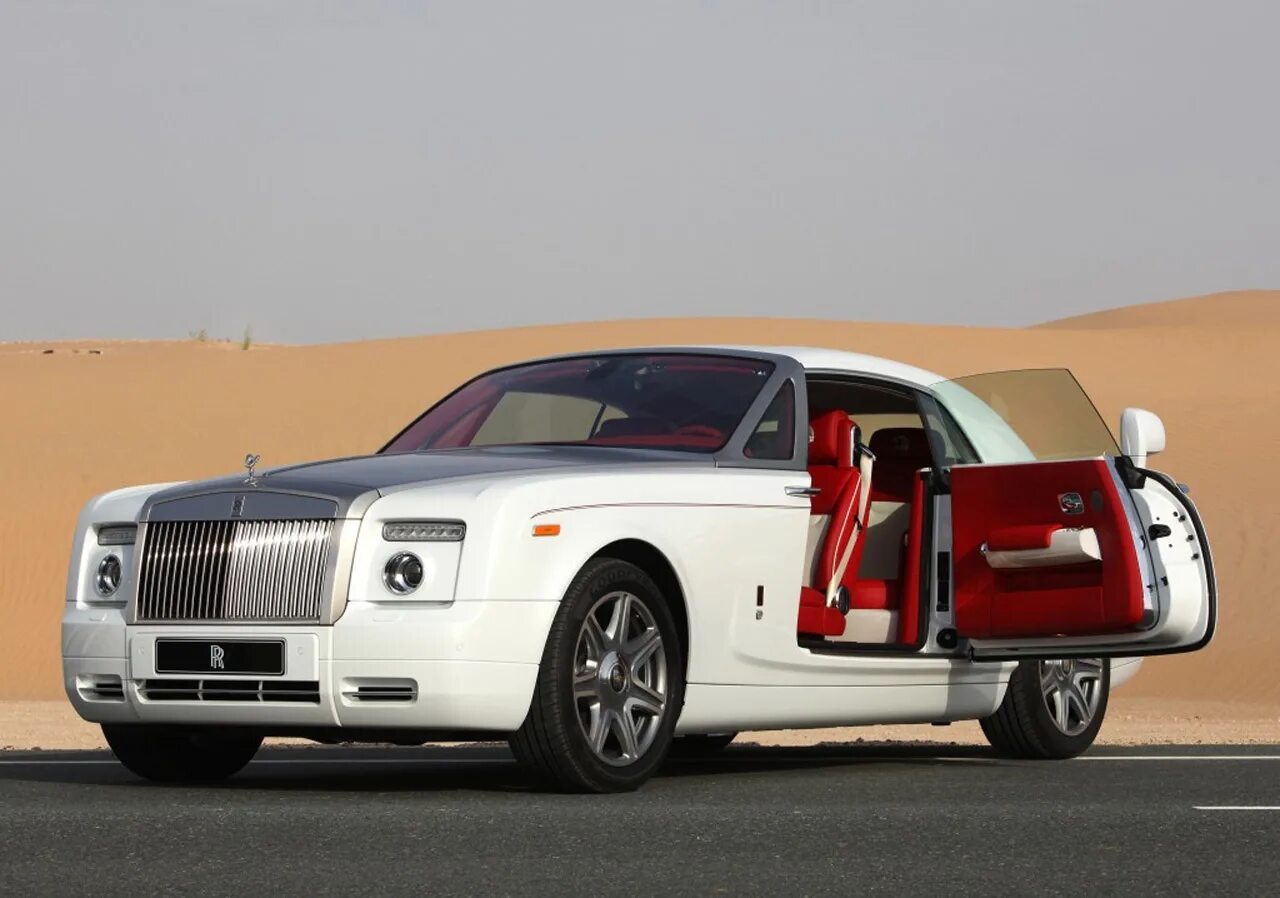 Роллс ройс купе. Роллс Ройс Фантом купе. Роллс Ройс Фантом купе 2021. Rolls Royce Phantom 9.