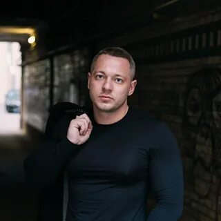 Драма исполнитель