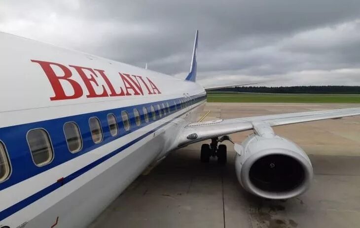 Самолетом в минск из петербурга. Белавиа боинг 747. Белавиа. Белавиа самолеты. Самолетом в минск из петербурга.