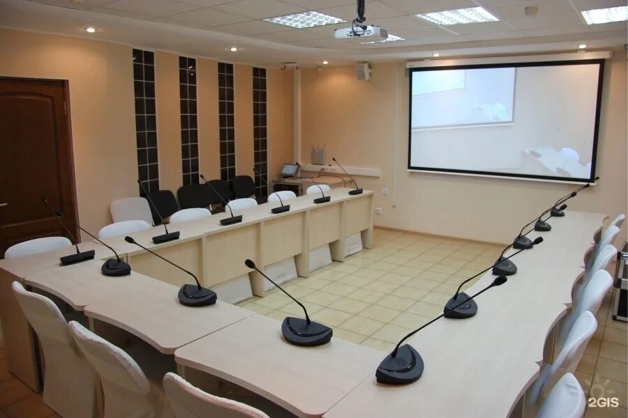 студия новостей фон. телемост из одной страны в другую. студия проведения вебинаров. фоновые изображения на баннер. красивая сцена.