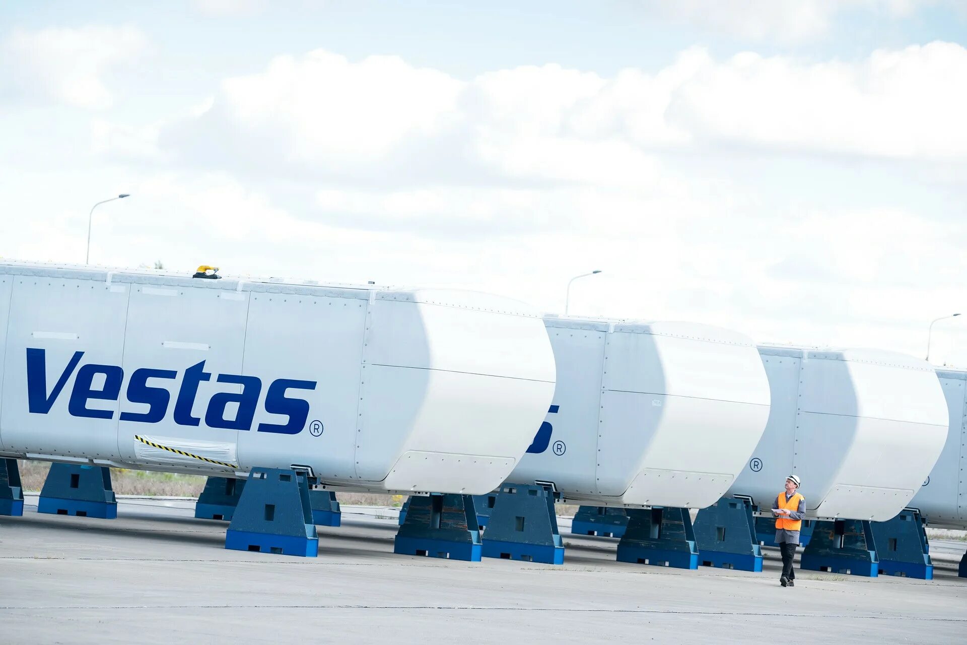 Либхер для Вестас. Завод Vestas Дзержинск. Vesta фирма. Vestas ветрогенераторы. Vestas москва