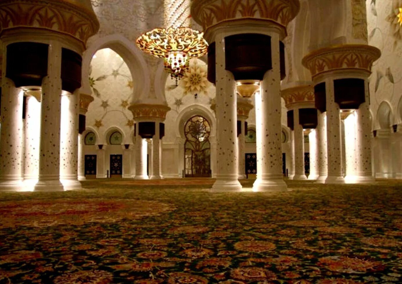 File:Arch view of Taj Mahal.jpg - Wikimedia Commons
