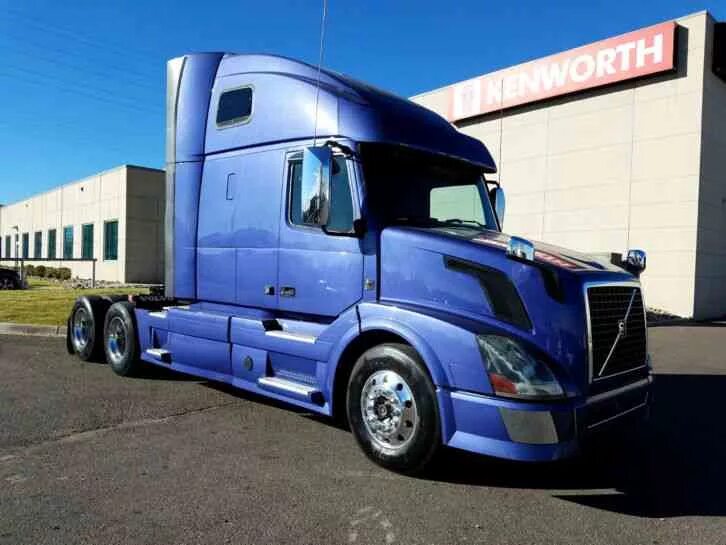 Volvo vnl 670 2004. Volvo vnl 670. Авито вольво 670. Marshall volvo vnl 670. Вольво vnl 670.