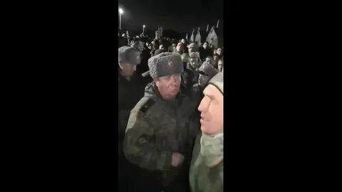 Устроил бунт