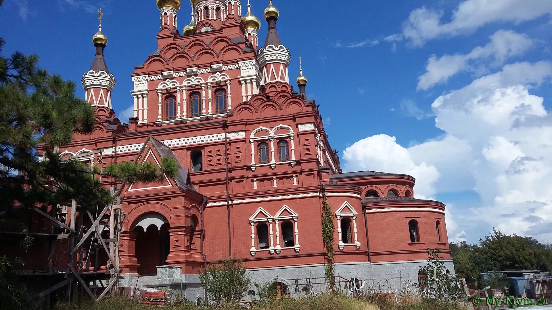 Ялта Топловский монастырь. Топловский Свято-Параскевиевский женский монастырь. Топловский женский монастырь в Крыму.