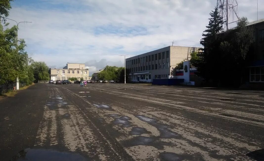 Село Белозерское Курганской области. Село Белозерское Курганской области площадь. Село Белозерка Курганская область. ДК Белозерское Курганская область. Авито белозерское курганская