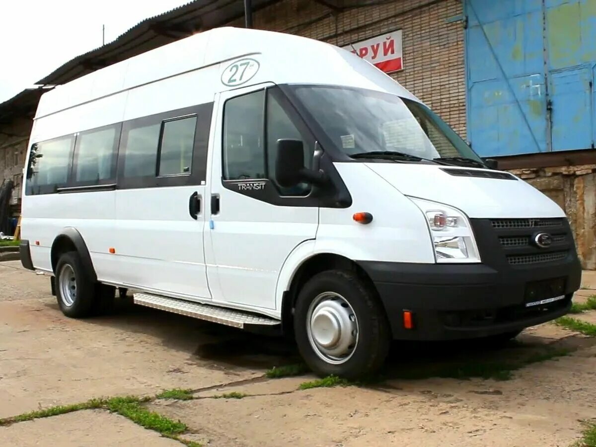 Форд транзит 2013 2.2 дизель. Ford Transit 2013. Ford Transit 2013 микроавтобус. Форд Транзит 2013 2 и 2. Форд Транзит 2013 пассажирский.