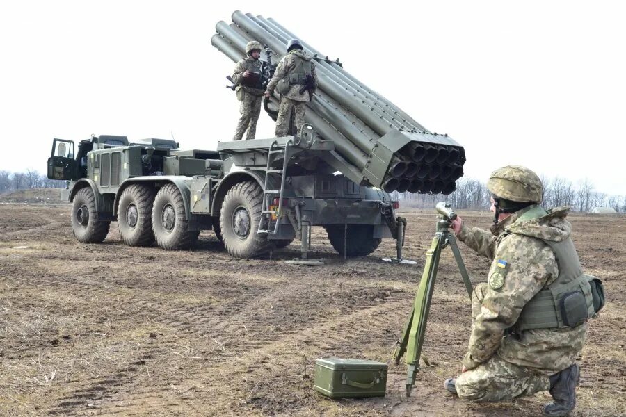 Ольха рсзо реактивные системы залпового огня. Рсзо ураган всу. торнадо рсзо всу. рсзо ураган украина. рсзо &quot;ураган&quot; зсу.