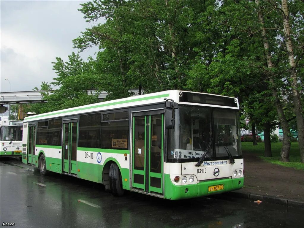 Автобус пригород. 569 автобус саратовская. Лиаз 5256. Автобус 569 выхино. Автобусы саратова фото.
