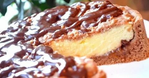 Пирог с творогом и вареньем