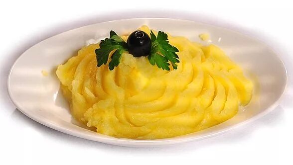 Картофельное пюре в тарелке. Картофельное пюре. картофельное пюре на тарелке. пюре на белом фоне. картофельное пюре на белом фоне.